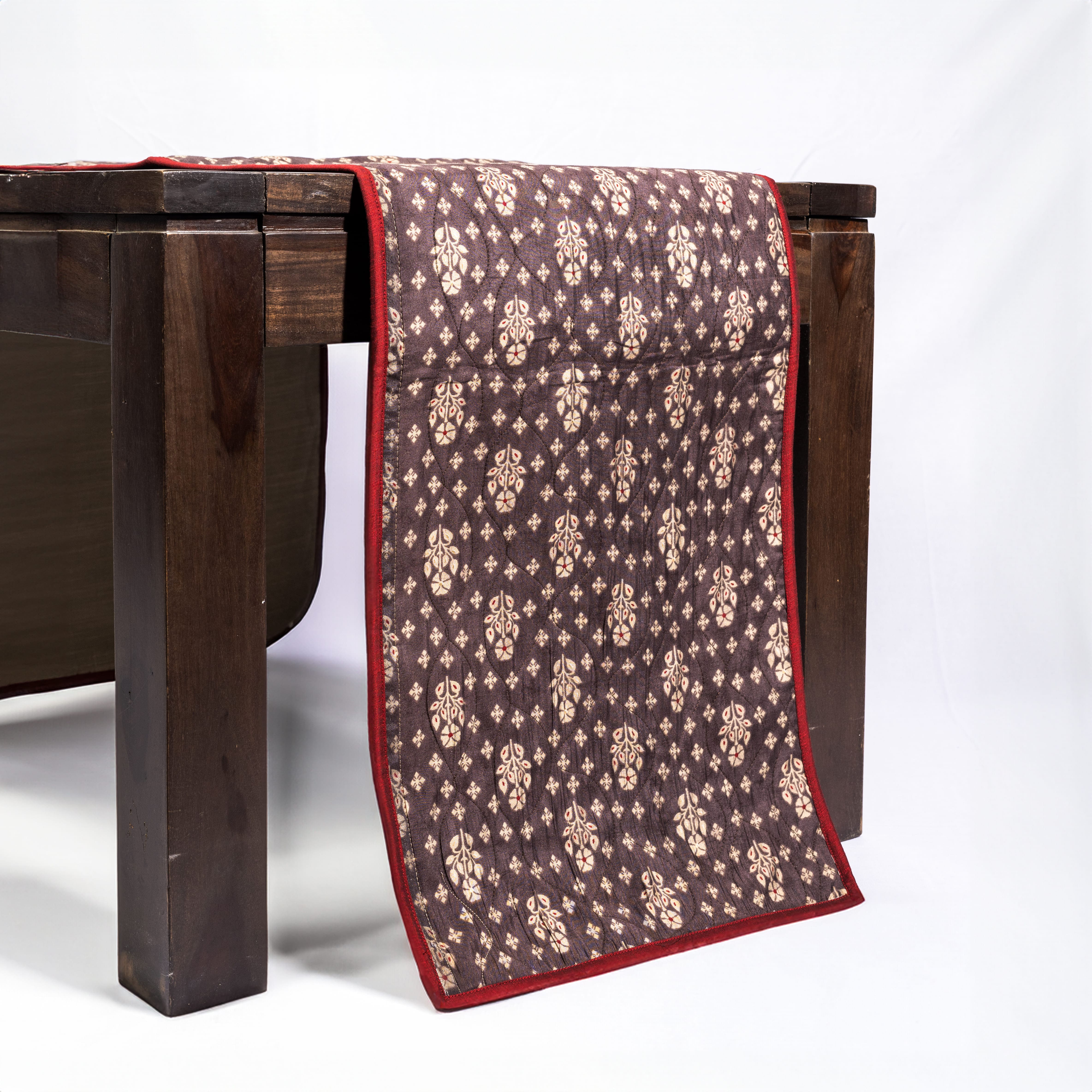 TABLE LINEN